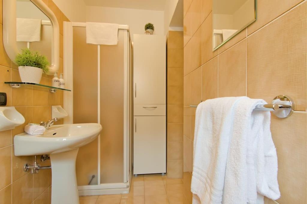 Aprica Alpine Loft Centralita E Park Free Εξωτερικό φωτογραφία